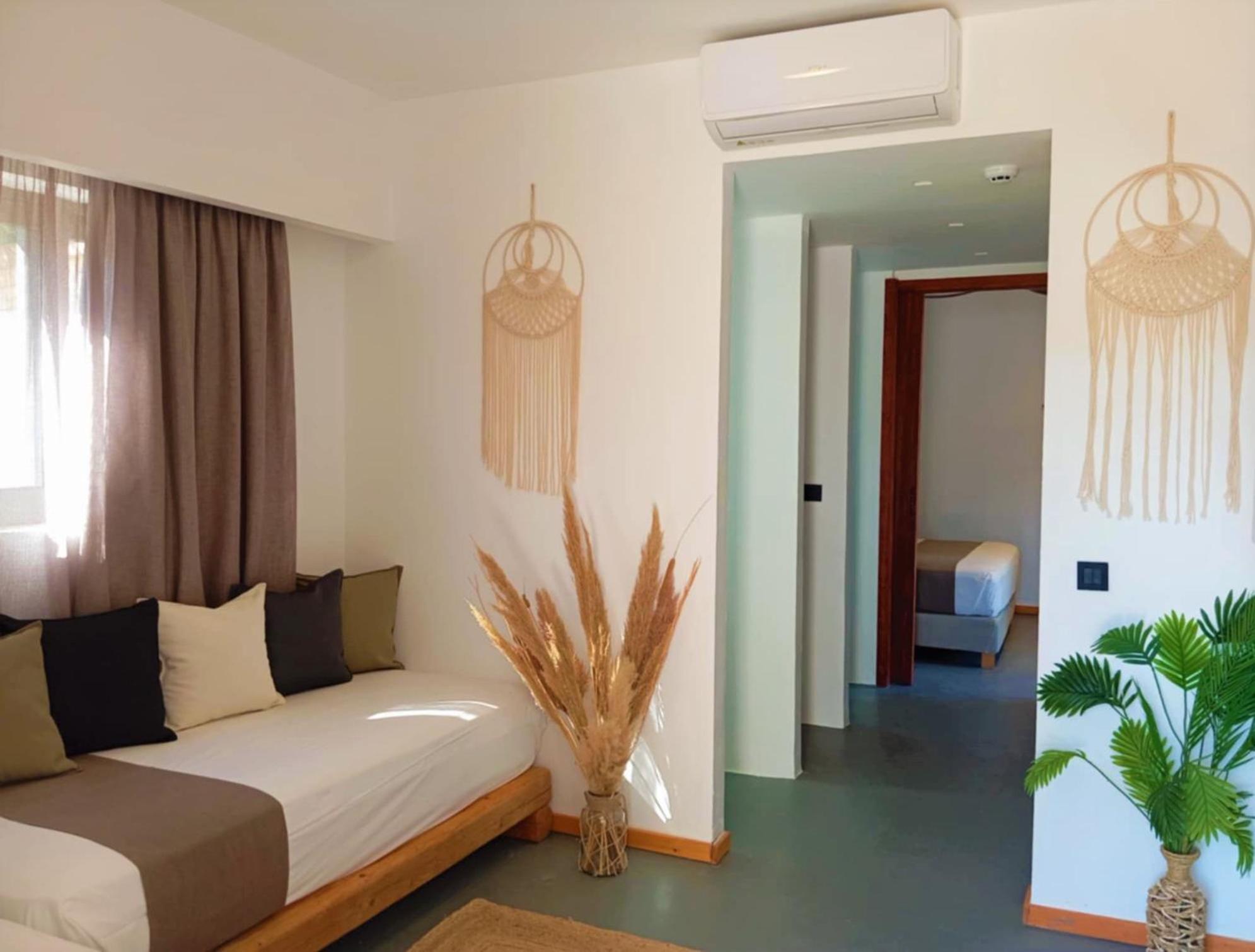 Helios Beach Hotel & Bungalows Lakki  Bagian luar foto