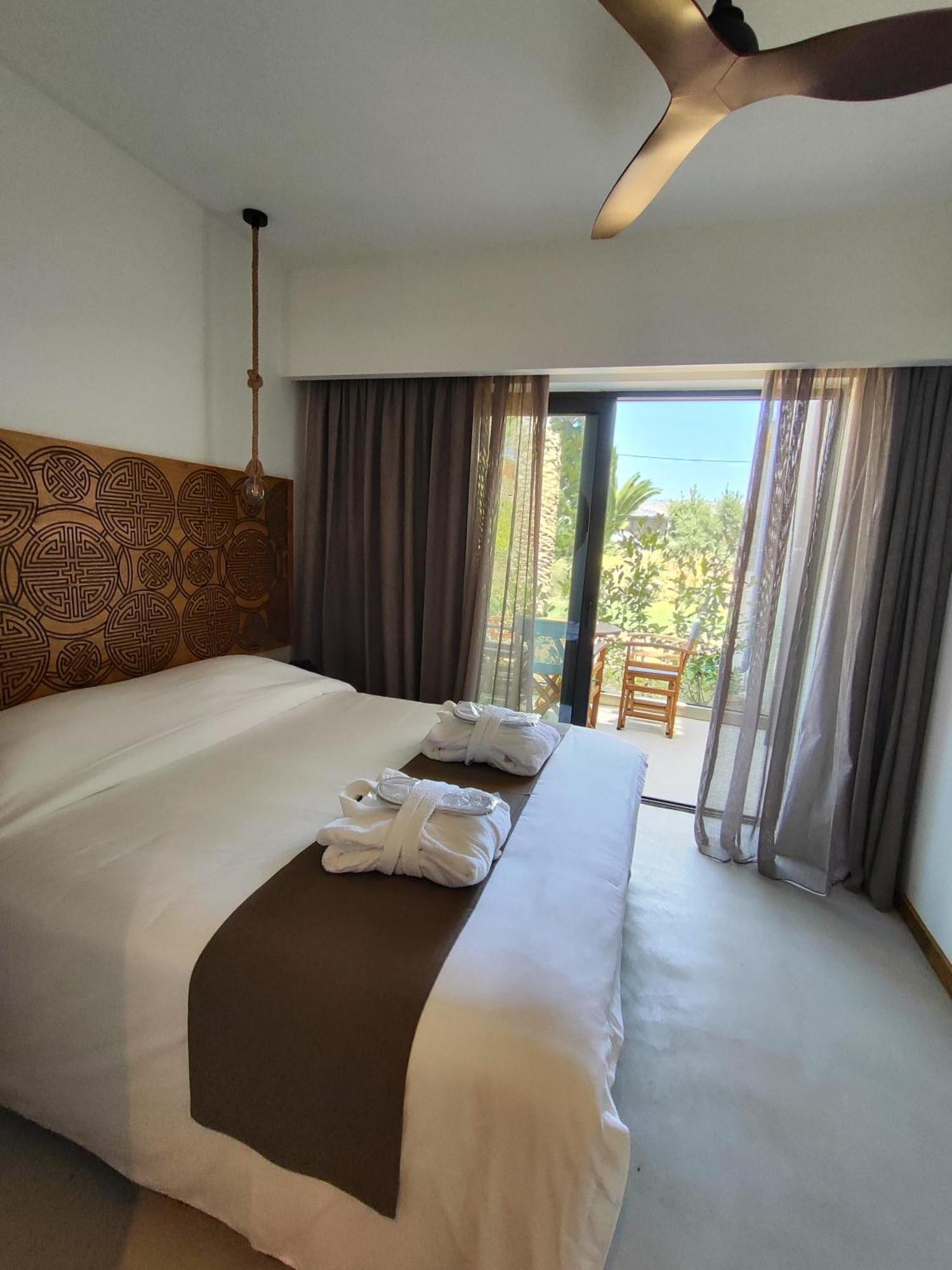 Helios Beach Hotel & Bungalows Lakki  Bagian luar foto